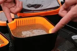 Guru BAIT STRAINER - 2 Opties -Hengels Verkoop Guru Bait Strainer Pellet Vergiet 3 min