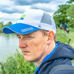 Preston WHITE MESH CAP -Hengels Verkoop Preston P0200381 White Mesh Cap 5 min