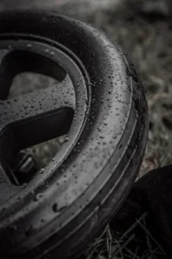 Preston FOUR WHEELED SHUTTLE -Hengels Verkoop Preston Four Wheeled Shuttle Transportkar 4 Wielen SPST16 4 min