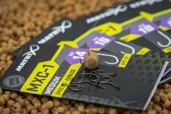 Matrix MXC-1 MEDIUM SPADE END BARBLESS - 4 Opties -Hengels Verkoop mxc 1 in use 2