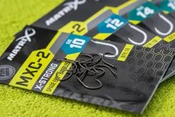 Matrix MXC-2 X STRONG SPADE END BARBLESS - 4 Opties -Hengels Verkoop mxc 2 in use 2